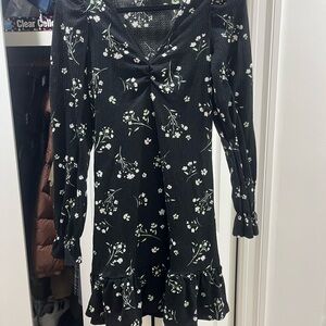 River Island Black and White Floral Dress SIZE US 6